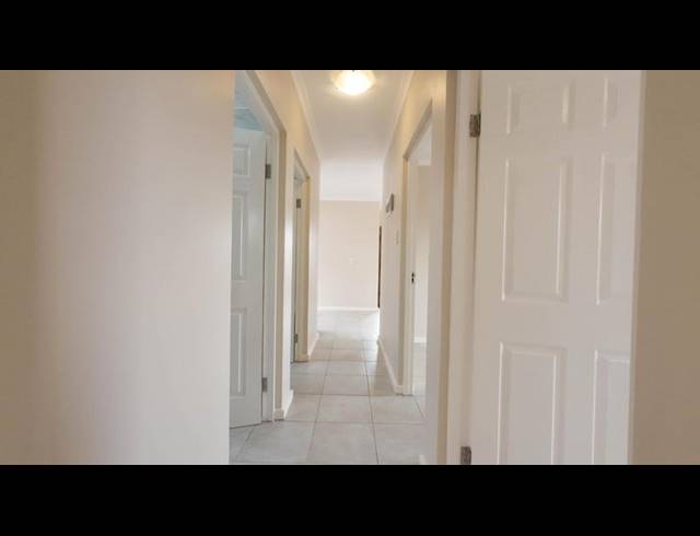 3 BEDROOM TOWNHOUSE FOR SALE IN BISHOPSTOWE